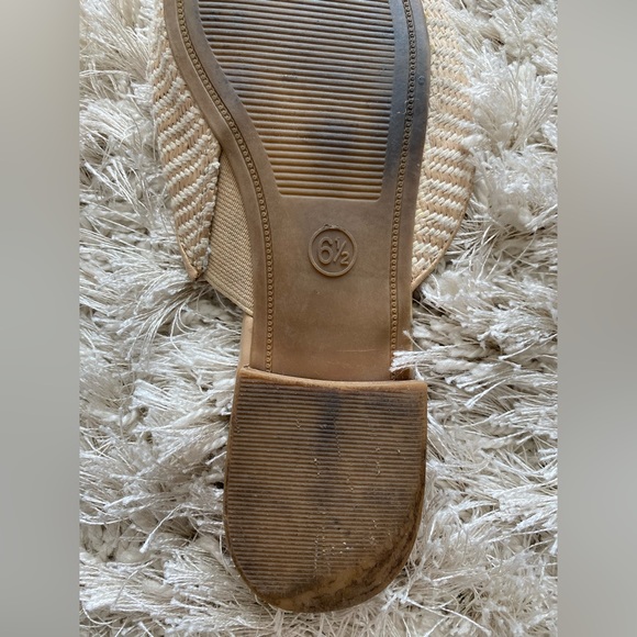 ✨Tan Mules✨ - Picture 3 of 4